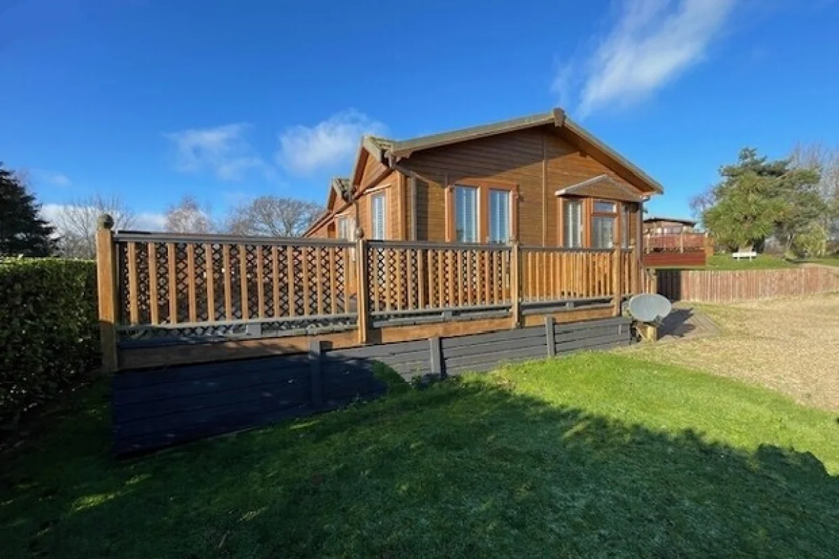 Homeseeker Cotswold Lodge