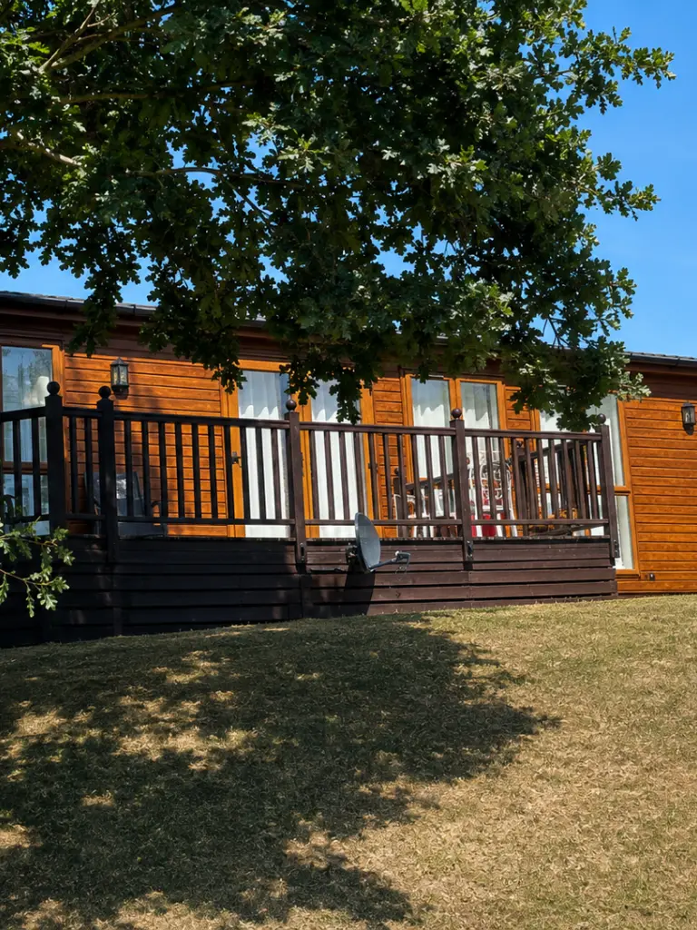 Lodge 32 Image 1